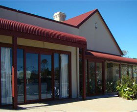 Ben Roberts Cafe And Gallery - Accommodation NT 0