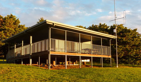 The Green Gully Track - Accommodation NT 2
