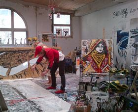 Mark Hanham Gallery - Accommodation NT 3