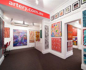 The Artery Aboriginal Art - Accommodation NT 0