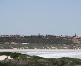 Back Beach - Geraldton - Accommodation NT 1
