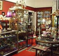 Nerilee Antiques - Accommodation NT