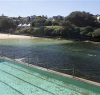 Clovelly Beach - Accommodation NT