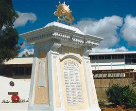 Beenleigh War Memorial - Accommodation NT 0
