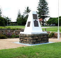 Dunwich War Memorial - Accommodation NT