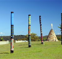 Maclean Tartan Power Poles - Accommodation NT