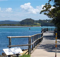 Mill Bay Boardwalk Narooma - NT Tourism