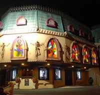 Draculas Cabaret Restaurant - Accommodation NT