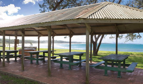 Woolgoolga Beach And Headland - Accommodation NT 2