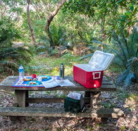 Broadwater Beach picnic area - Accommodation NT