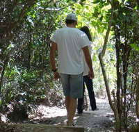 Three Sisters walking track - Accommodation NT