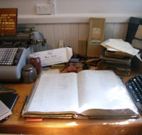 Bowman History Room - Accommodation NT