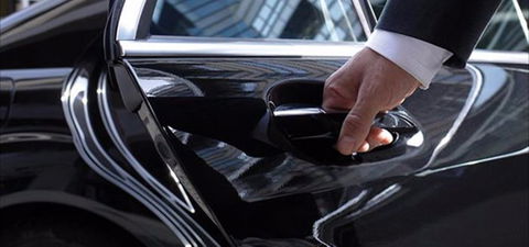 Sydney Driver - Accommodation NT 9