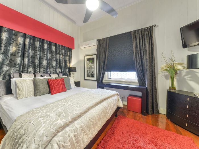 Spring Hill QLD Accommodation NT