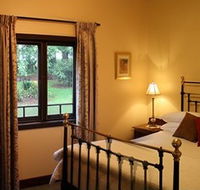 MossGrove Bed and Breakfast - NT Tourism