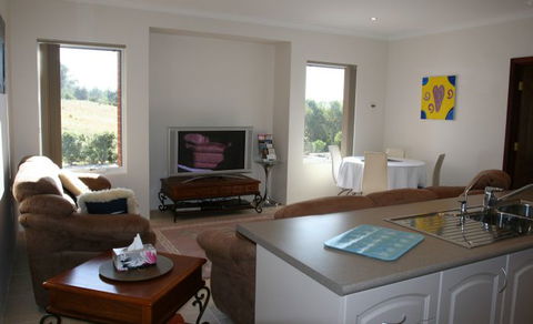 Brigadoon Retreat - Accommodation NT 0