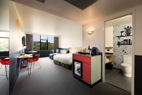 Atura Albury - NT Tourism 0