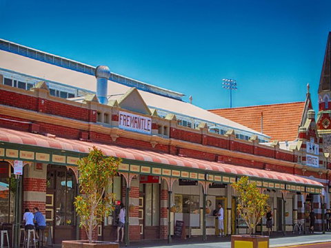 Perth-Tours WA - Accommodation NT 4
