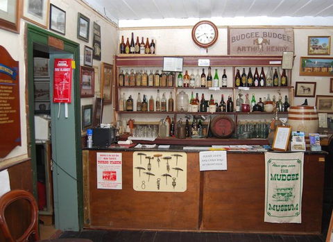Colonial Inn Museum - Accommodation NT 3