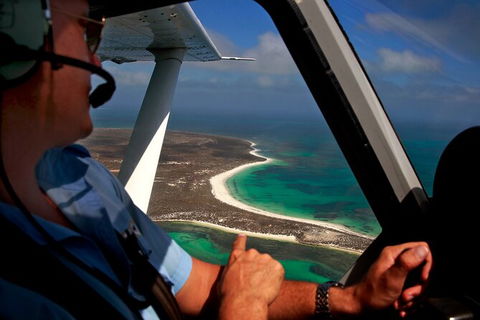Abrolhos Islands Fixed-Wing Scenic Flight - Accommodation NT 6