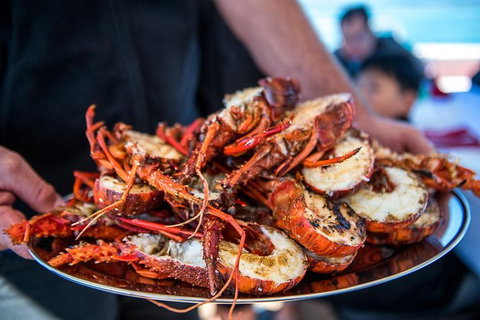 Mandurah Wild Seafood Adventure Cruise - Accommodation NT 1