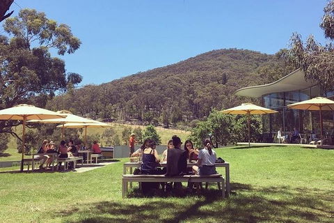 CHEVY CONVERTIBLE Package For 2 People- Wine Lunch Cheese & Chocolate From Melb. - Accommodation NT 6
