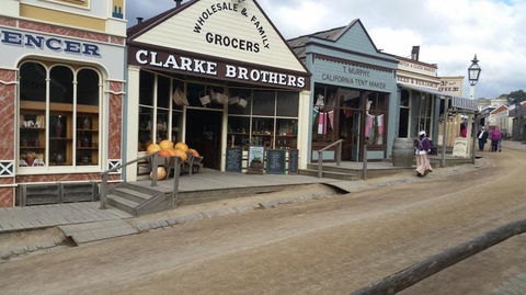 Ballarat And Sovereign Hill Gold Mining Town Day Trip From Melbourne - Accommodation NT 3