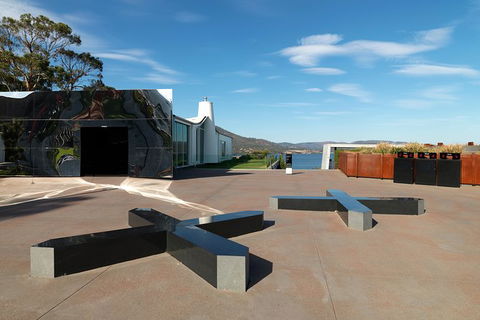 Moorilla Wine Meets Mona Art Day Trip - Accommodation NT 5