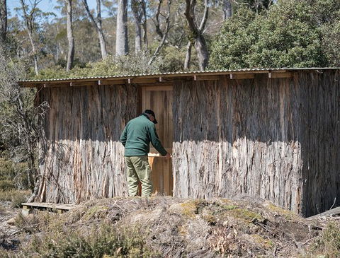 Devil Hide (Overnight Stay, $495 For Up To 3 People) - Accommodation NT 6