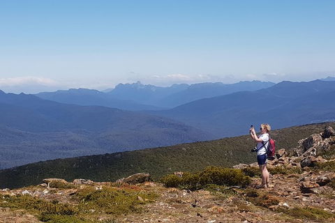 Hartz Peak Hiking Tour - Hartz Mountains National Park - Accommodation NT 1