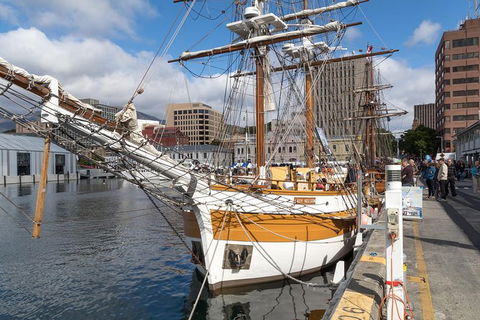 Hobart\'s Best: City, Nature, Wildlife, And Fine Cuisine - Accommodation NT 1