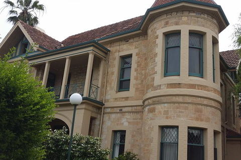 Adelaide Walking Tour: Grand Mansions And Sub-Divisions - Accommodation NT 3