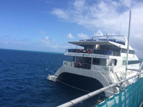 Great Barrier Reef Day Cruise To Reefworld - Accommodation NT 7