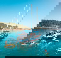 2 night Whitsunday Islands Cruise on Atlantic Clipper from Airlie Beach - Accommodation NT