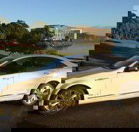 Limo from Airlie Beach to Proserpine airport - Accommodation NT