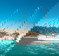 2 night Whitsunday Islands Cruise on New Horizon from Airlie Beach - Accommodation NT