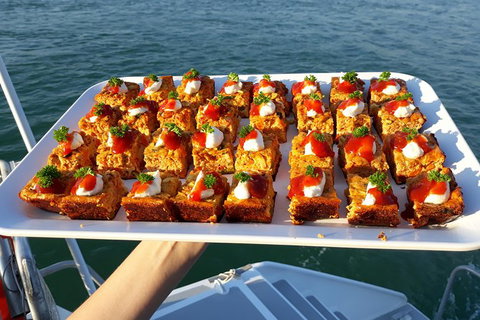 Sunset 3-Hour Cruise From Darwin Includes Dinner And Sparkling Wine - Accommodation NT 7