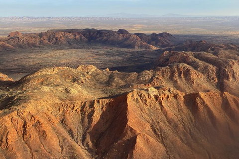 Scenic Flight: Gosses Bluff - Accommodation NT 1