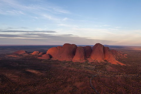 Scenic Flight: Uluru & Kata Tjuta - Accommodation NT 1