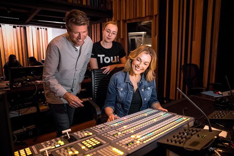 Sydney Opera House Behind-the-Scenes Guided Backstage Tour - Accommodation NT 0