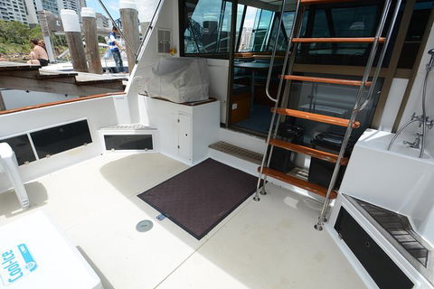 Big Day Out On Sydney Harbour For Small Groups - Accommodation NT 5