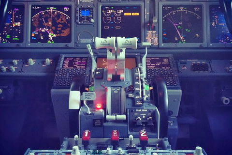 Airliner-737 - 60 MINS - Flight Simulator Experience - Accommodation NT 0