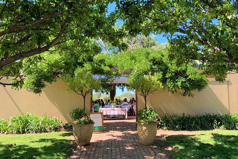 Private Hunter Valley Lunch Tour By Helicopter - Accommodation NT 5
