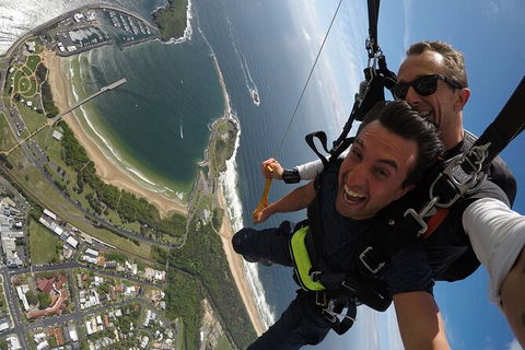 Coffs Harbour Ground Rush Or Max Freefall Tandem Skydive On The Beach - Accommodation NT 3