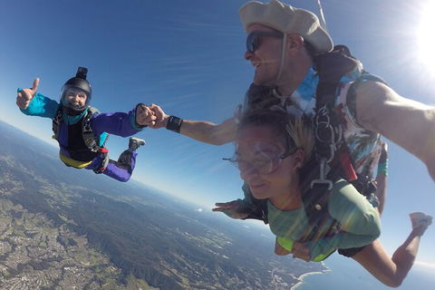 Coffs Harbour Ground Rush Or Max Freefall Tandem Skydive On The Beach - Accommodation NT 7