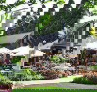 Waves Waterfalls and Wineries Full-Day Southern Highlands Private Tour - Accommodation NT
