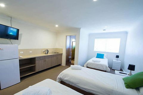 7-Day Surf Camp On The NSW South Coast - Accommodation NT 1