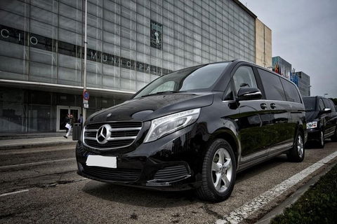 Arrival Private Transfer Sydney Airport SYD To Sydney In Luxury Van V Class - Accommodation NT 3