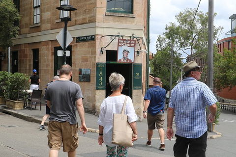 The Rocks Pub Walking Tour - Accommodation NT 16