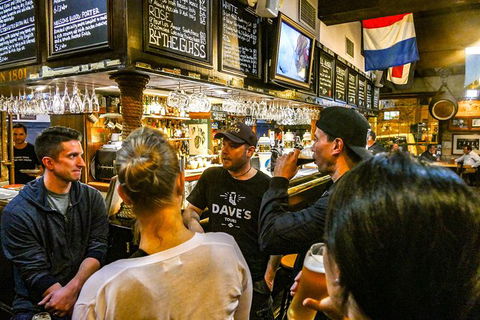 The Rocks Pub Walking Tour - Accommodation NT 21